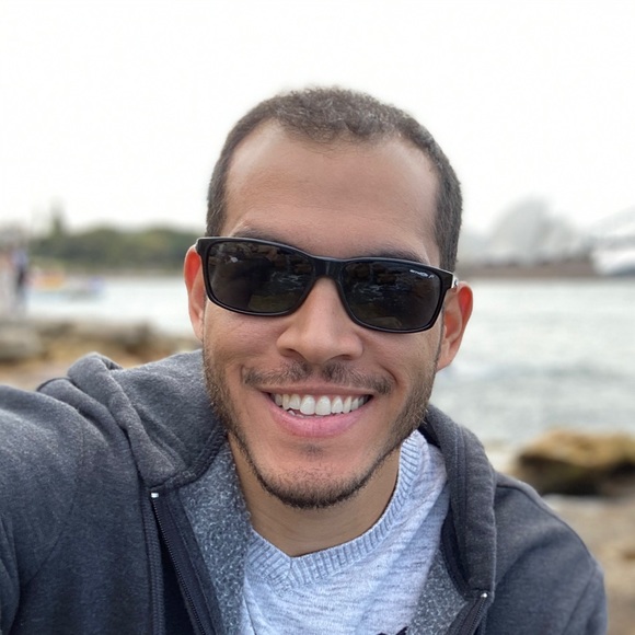 Meet your Posher, Sergio - Picture 1 of 1